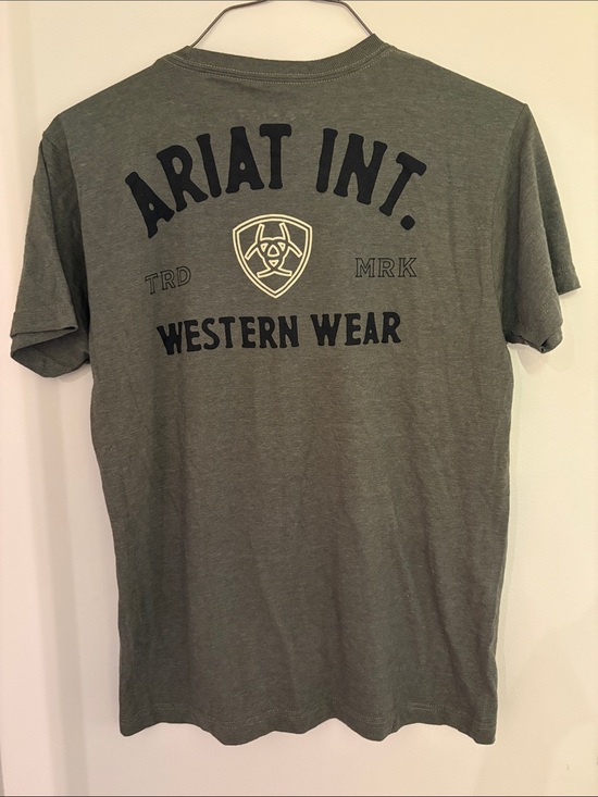 Ariat Other - Ariat Men's Short Sleeve Tee in Olive Size M